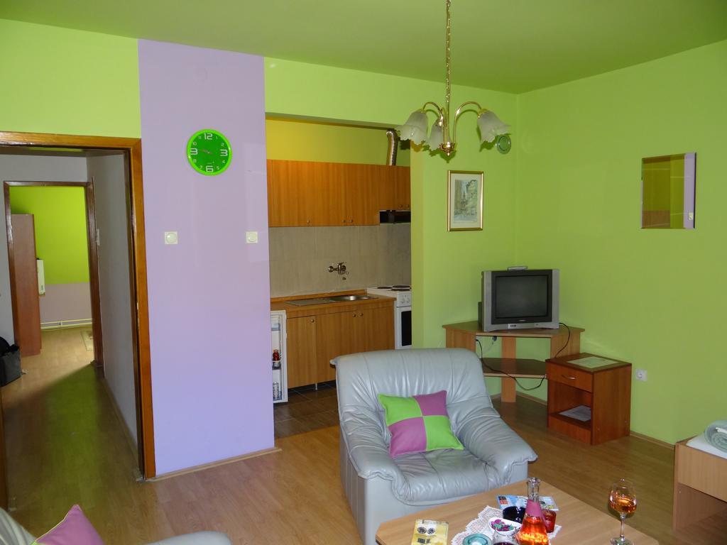 Nasa Tvrdava Guest Accommodation Нови-Сад Экстерьер фото
