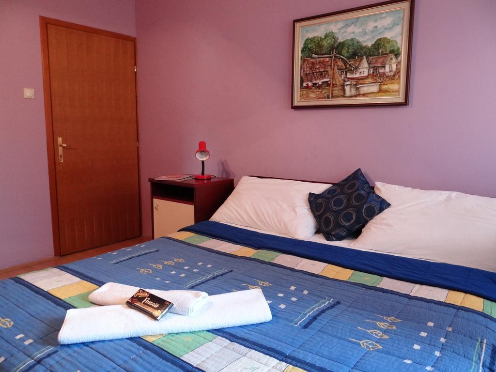 Nasa Tvrdava Guest Accommodation Нови-Сад Экстерьер фото